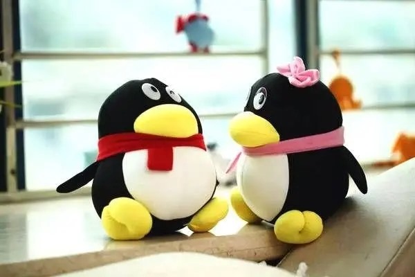 英雄联盟现在用自己的qq号玩，想卖掉.但是有很多资料该如何解绑?